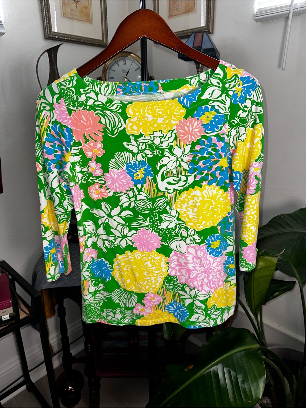 Lilly Pulitzer "Hibiscus Stroll" print Boat Neck Top